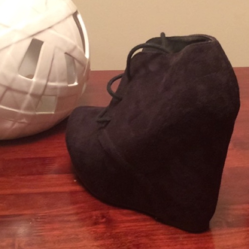 Booties - Picture 3 of 3